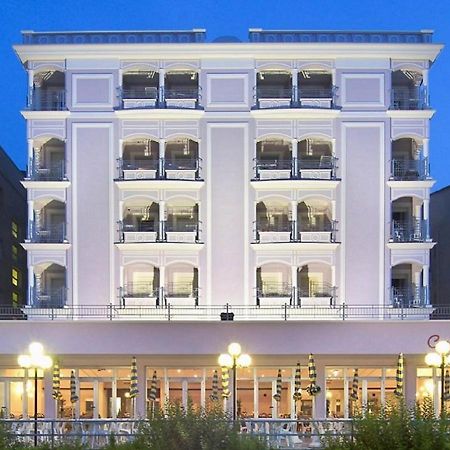 Hotel Continental Cattolica Esterno foto