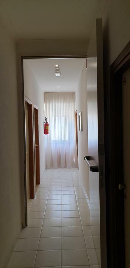 Hotel Continental Cattolica Esterno foto